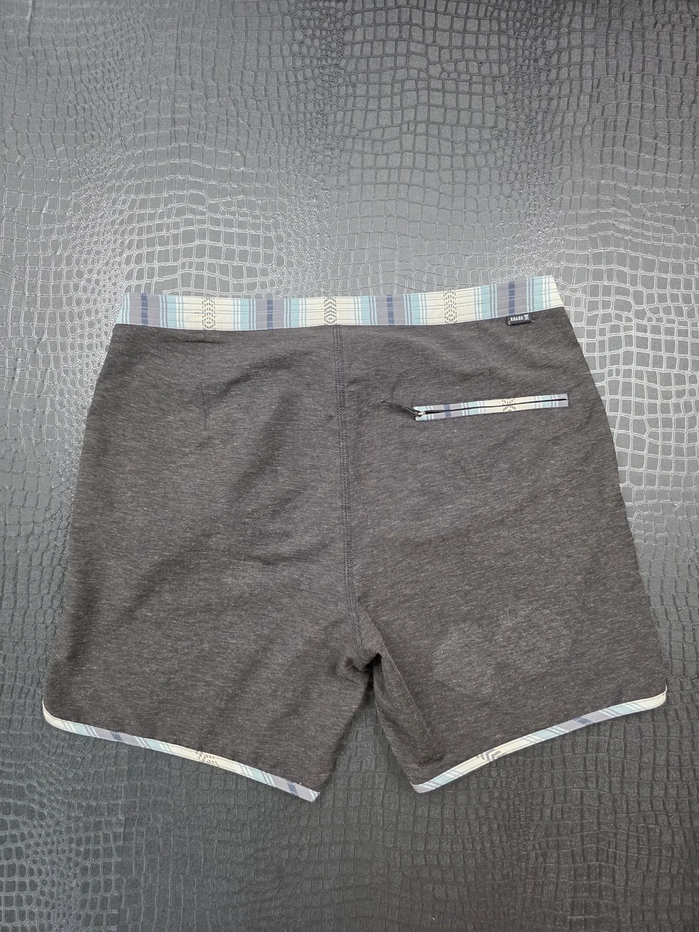 Roark The Chiller Raya Boardshorts Mens Sz 36 Gray Hemp Blend Contrasting Trim